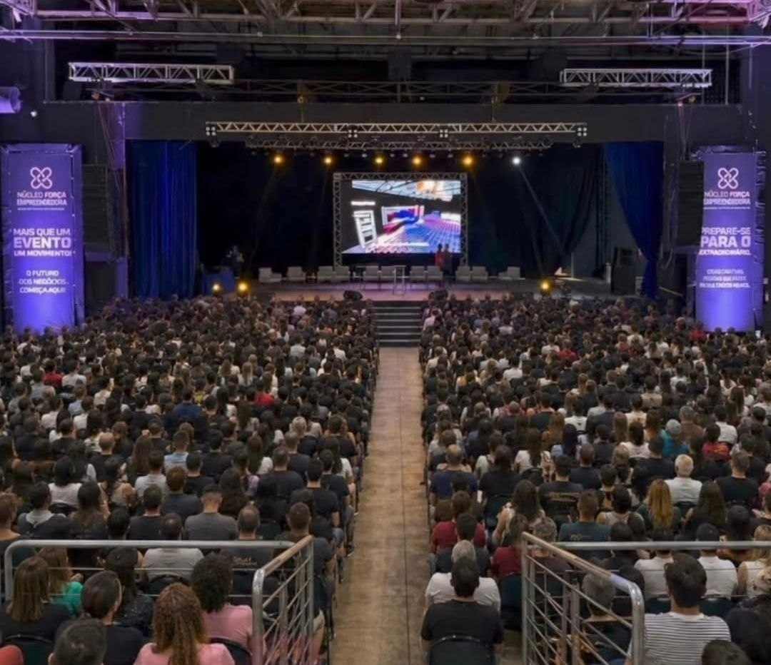 Evento Núcleo Força Empreendedora — auditório lotado